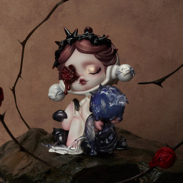 SKULLPANDA The Glimpse Figure