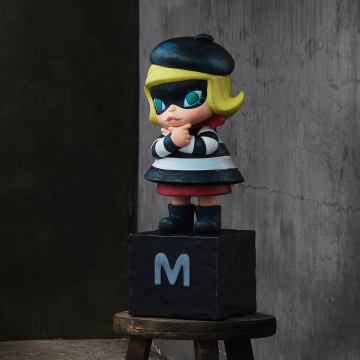 MOLLY Anniversary Statues Classical Retro Series Figures
