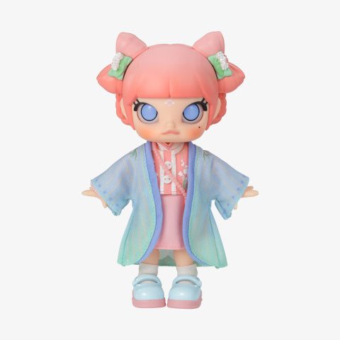 MOLLY Happy Graduation Figure