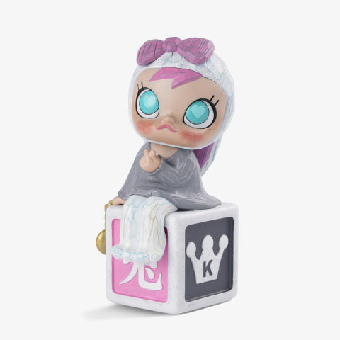 MOLLY Bear Bread 1/8 Action Figure