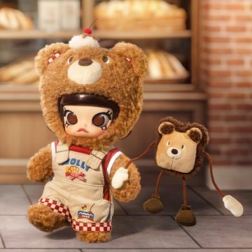 MOLLY Bear Bread 1/8 Action Figure