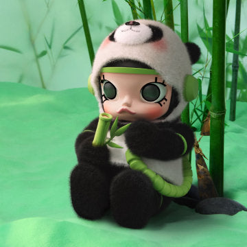 MEGA SPACE MOLLY 400% PANDA