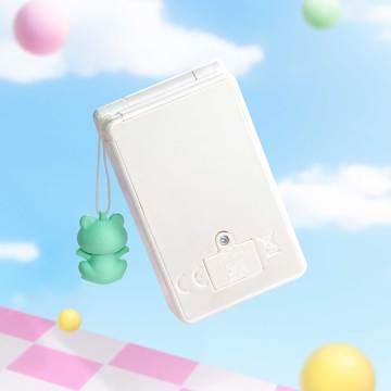Sweet Bean Pearl White Flip Phone Figure