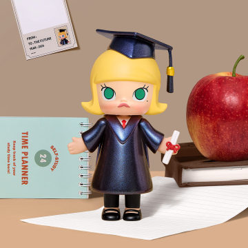 MOLLY Happy Graduation Figure