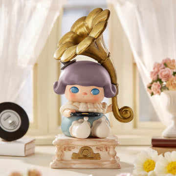 PUCKY Phonograph Figure