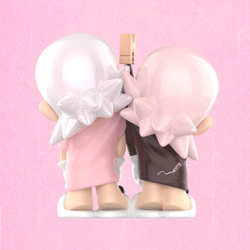 Zsiga Romantic Greetings Figurine