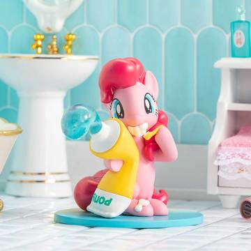 MY LITTLE PONY Pretty Me Up Series